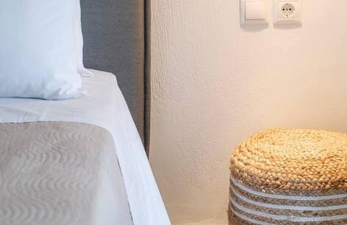 Platis Gialos Apartment | Platis Gialos Studio close to the beach