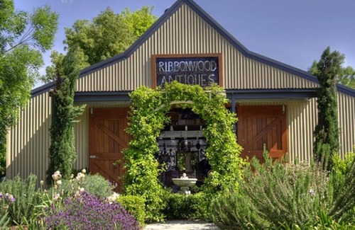 Bombowlee Cottage | Platypus Cottage Tumut