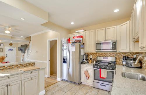 Frankford House | Play Pool or Relax on Deck Baltimore City Escape!
