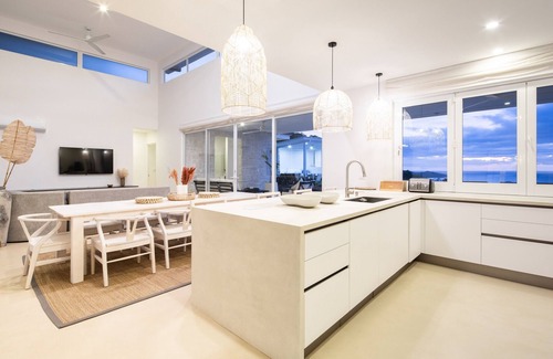 Brasilito House | Playa Flamingo – stunning 5BR Ocean view Casa Ayla - with infinity pool