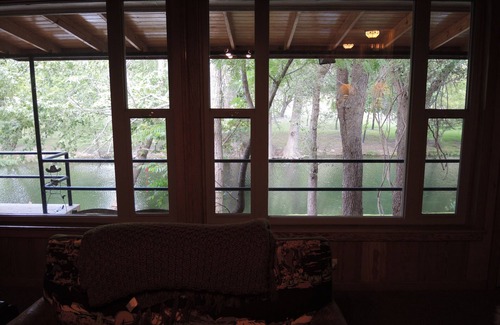 Kerrville House | Playground for All Ages! Private Waterfront, Pool, Spa, Firepit. 5BR, Sleeps 16