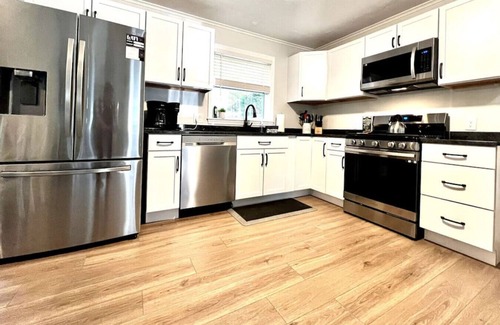Birch Hill House | Plays well with others!