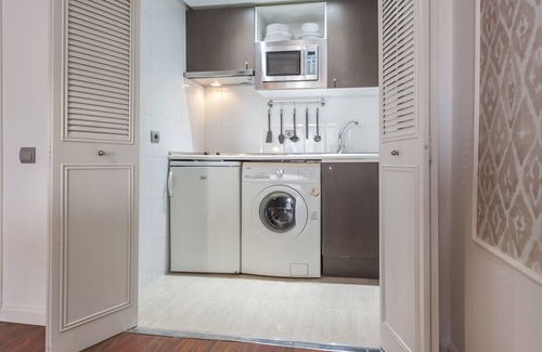 Cotos Apartment | Plaza de Castilla III - Cozy apartment in Madrid