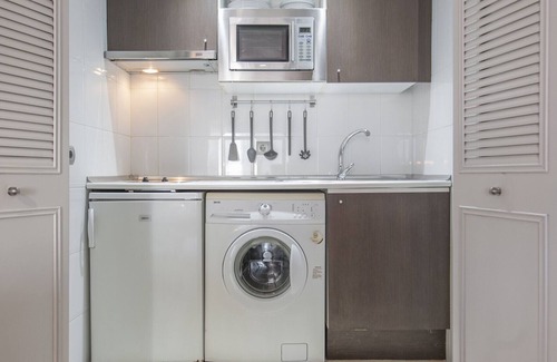 Cotos Apartment | Plaza de Castilla III - Cozy apartment in Madrid