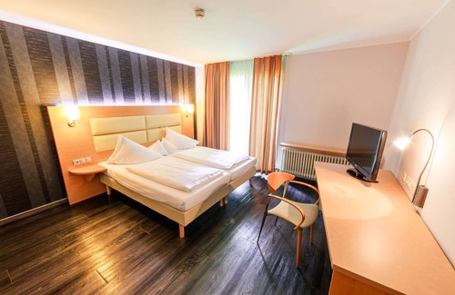 Ditzingen Hotel | PLAZA INN Stuttgart-Ditzingen