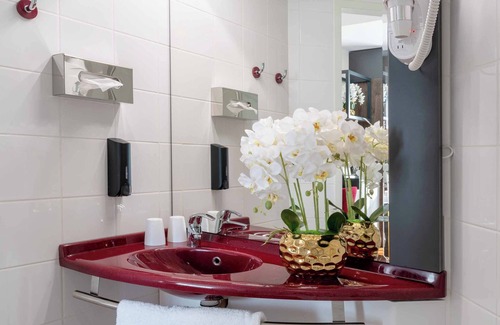 Knielingen Hotel | PLAZA Premium Karlsruhe