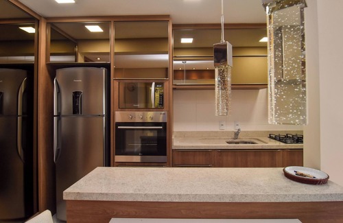 Florianopolis Apartment | Plaza Saint Tropez: Conforto no Itacorubi P2255