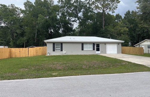 Ocala House | Pleasant 2/2 Home in Ocala