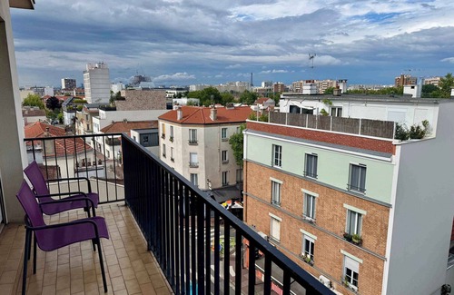 Malakoff Apartment | Pleasant 2P with balcony & Eiffel Tower view