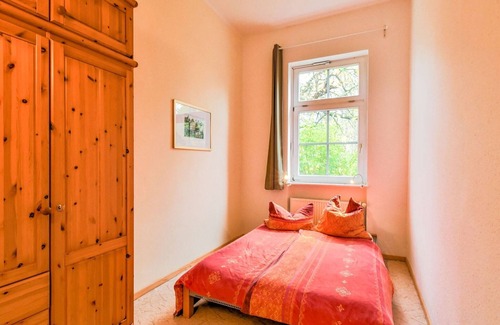 Behnkenhagen Apartment | Pleasant Apartment in Behmkenhagen with Terrace