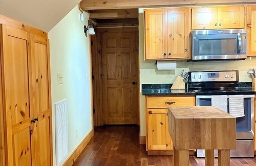 Rutherfordton Cabin | Pleasant Country Cabin - Approx 8 minutes to TIEC