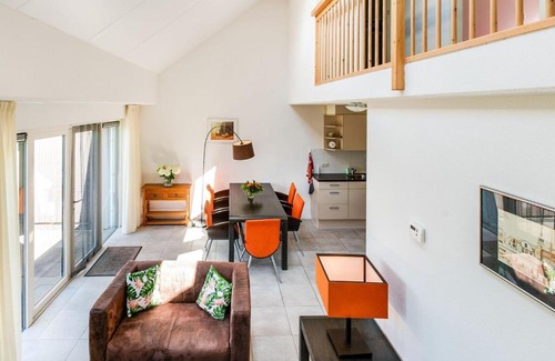 Langweer House | Pleasant Holiday Home in Langweer with Infrared Sauna