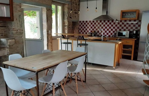 Douelle House | Pleasant House Of Character In the Lot département for 6 people