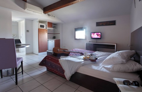 Carcassonne Hotel | Pleasant Stay, Convenient Location! Near Stade Albert-Domec and Boulodrome