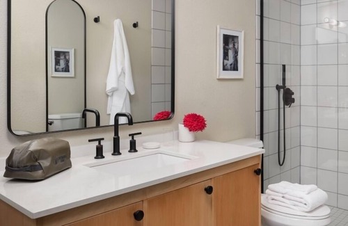 Jackson Hotel | Pleasant Stay, Convenient Location! 2 Pet-Friendly Units, Free Parking, Pool