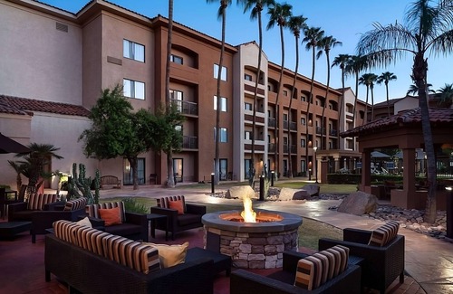Camelback East Hotel | Pleasant Stay, Convenient Location! w/Pool, Short Drive to Wrigley Mansion