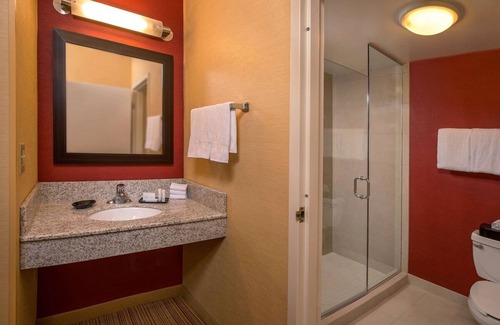 Durham House | Pleasant Stay, Convenient Location! 3 Pleasant Units, Free Parking, Onsite Pool