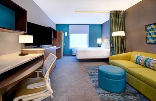 Downtown Tucson Hotel | Pleasant Stay, Convenient Location! 3 Convenient Units, Pool, Pets Allowed