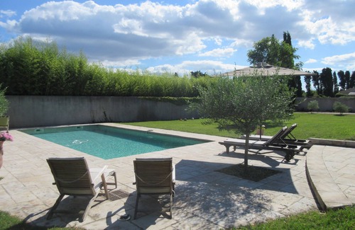 Maillane House | Pleasant villa near St Rémy de Pce, heated pool * and large garden