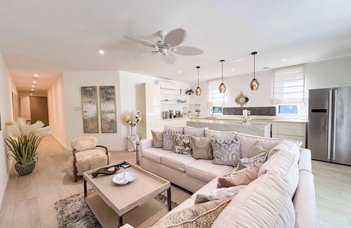 Speightstown Villa | Please Inquire Before Booking – Luxury Villa