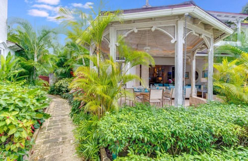 Gibbs Bay Villa | Please Inquire Before Booking – Luxury Villa