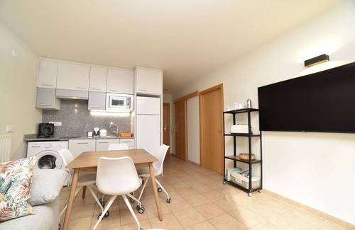 Canillo Apartment | Pleasure, nature and terrace in Canillo. HUT-8207