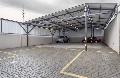 Reboucas Apartment | Pleione ⭐️ flat completo, garagem, Jd. Botânico, PUC, Centro