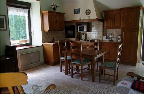 Pleudihen-sur-Rance Cottage | Pleudihen/Rance between St Malo and Dinan Stone house 2 ears 1-2 pers QUIET