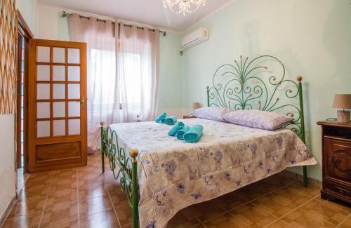 Ploaghe Apartment | Ploaghe - Cozy House with Patio!