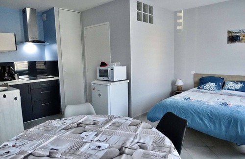 Plouhinec Apartment | Plouhinec - Modern studio - 28 sqm - Wifi - 2*