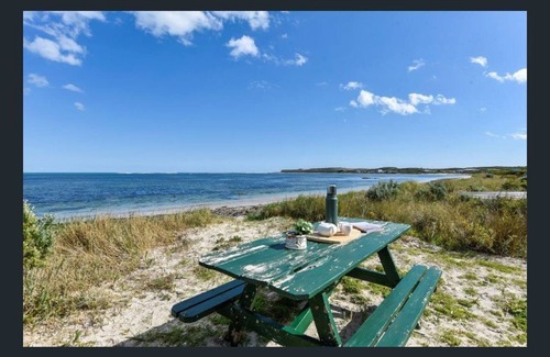 Cape Douglas House | Plovers Rest at Cape Douglas