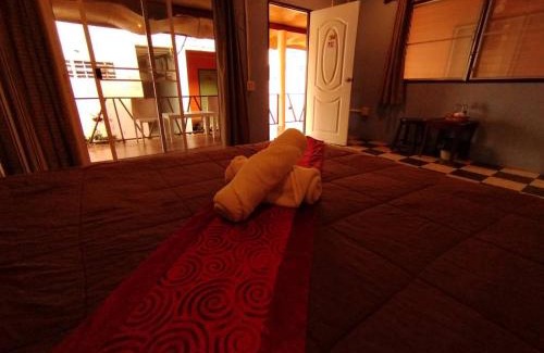 Bai Lan Resort | Ploy Inn Koh Chang