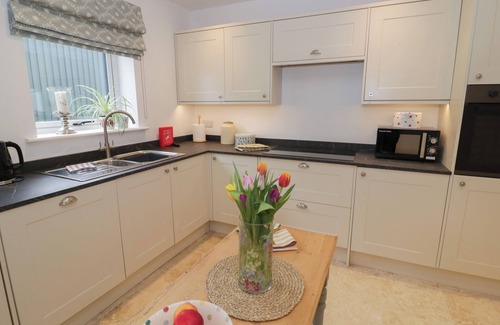 Hellidon Cottage | PLUM BARN, family friendly, with a garden in Catesby
