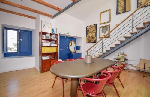 Paco De Arcos Apartment | Plumera House