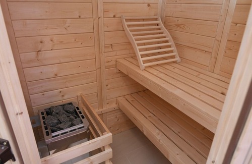Bezjaki Apartment | Plush Apartment in Rijeka with Hot Tub and near the Sea