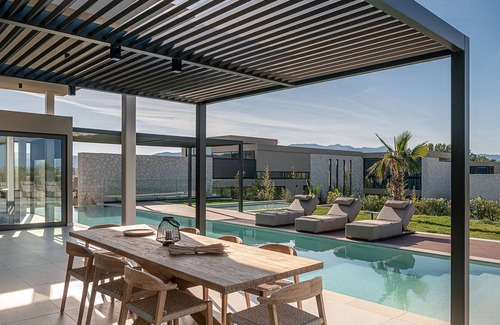 Tavronitis Villa | Pnoe Seafront Experience Villa Lithos