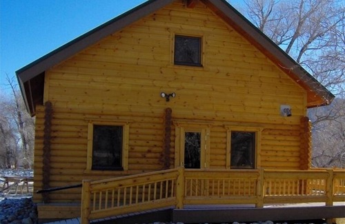 Salida Cabin | PO Ranch Log Cabin, close to Ski Area, rates subject to change for over 2 people