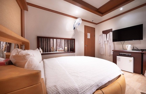 Pocheon Hotel | Pocheon Kingdom
