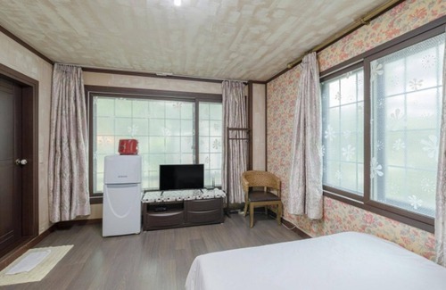 Pocheon House | Pocheon Sanjeong Resort