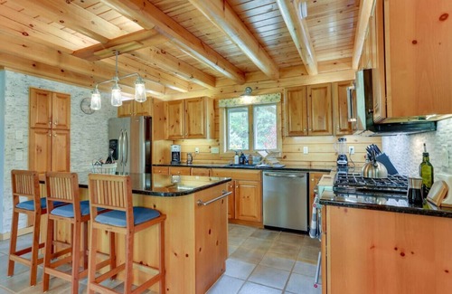 Damascus House | Pocono Dog-Friendly Home on Delaware River with Large Hot Tub!
