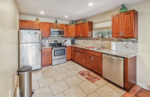 Tobyhanna House | Poconos Chalet Newly Renovated, Great Location 4 Bedroom Home by RedAwning