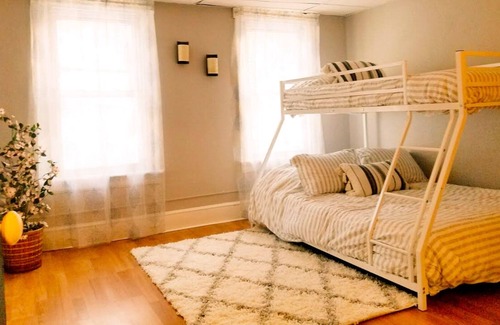 Lansford House | Poconos Mountains ★ Jim Thorpe ★ Extended Stay ★ ST Luke's ★ LVHN ★ Geisinger ★