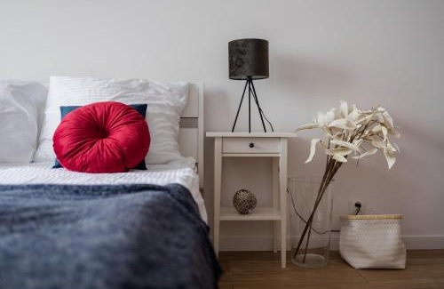Czestochowa Apartment | Pod Skrzydłami - centrum - 24h
