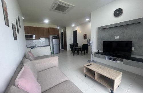 Taman Charming Apartment | Podium Home 3 for 7pax at AEON Shopping Mall Kuching