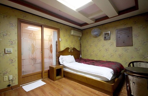 Pohang Hotel | Pohang Jukdodong Sky Hill