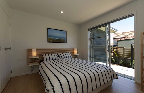 Coopers Beach House | Pohutukawa Beach House