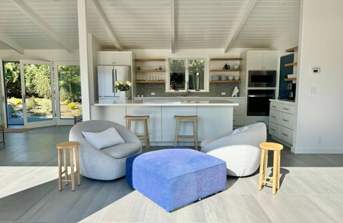 Point Reyes Station House | Point of Views - An Absolute Gem!