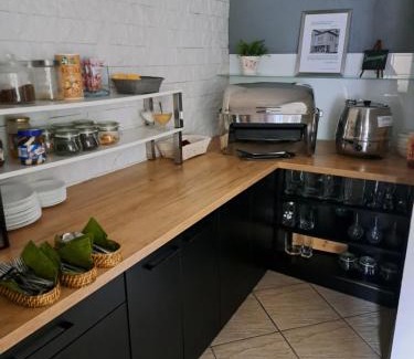 Tomaszow Mazowiecki Apartment | Pokoj trzyosobowy osobne łóżka Quick Check In