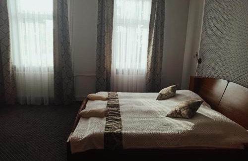 Tarnowskie Gory House | Pokoje Gościnne Kropka