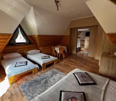 Zakopane House | Pokoje Gościnne u Iwony
